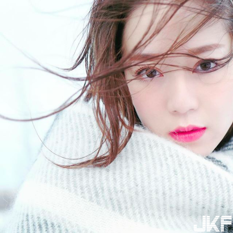 仙女級的「清新正妹」來啦！身材高挑「美胸長腿」177cm比例超逼人！