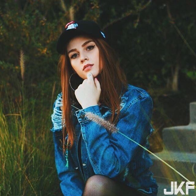 顏值奶妹 Flávia Charallo 這妹子會不會太正了... - 歐美美女 -