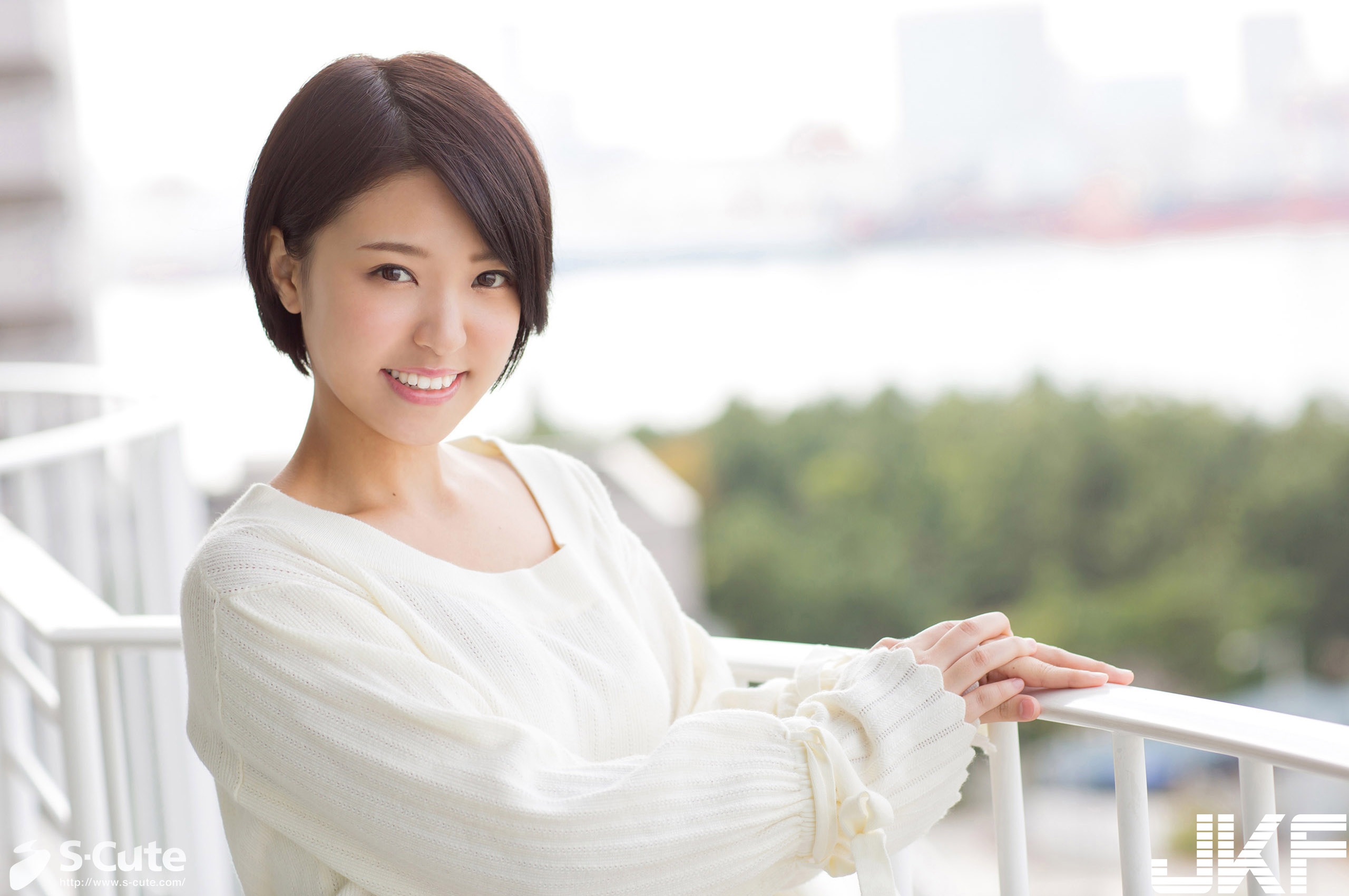 敏感美少女仲良Ｈ [44P] - 貼圖 - 性感激情 -