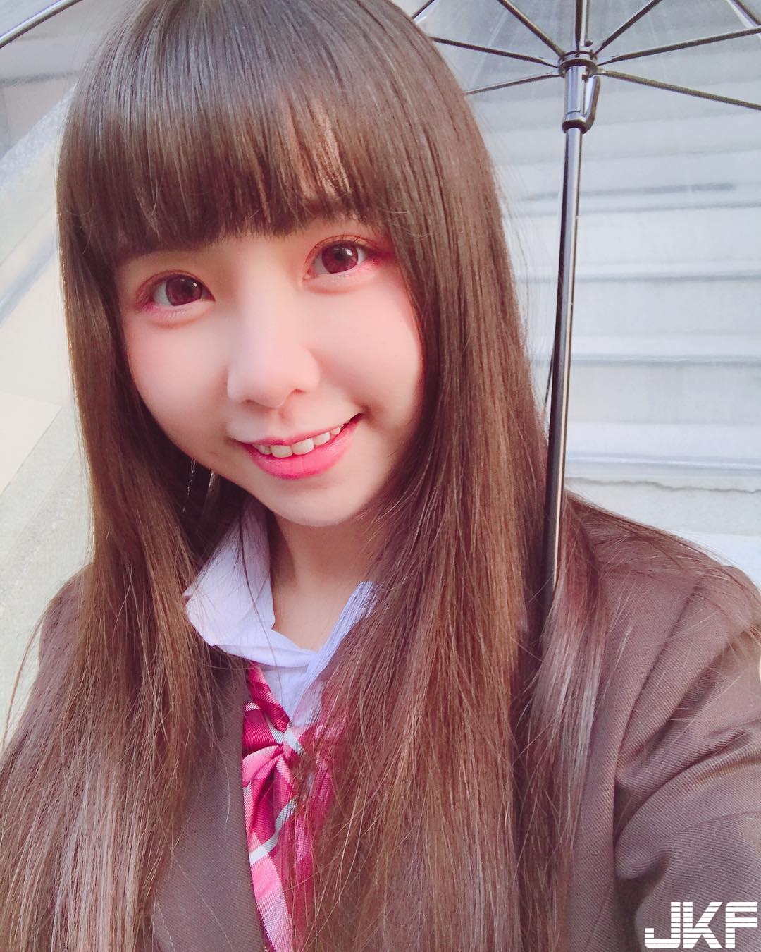 台灣「最強童顏巨乳」！日細軟萌爆乳妹「Tiny」的草莓百分百，青春誘惑極短篇！