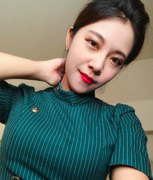好想被她加油！加油站捕捉「長腿大奶正妹」，夭壽「極品身材」讓自助區大排長龍啦！