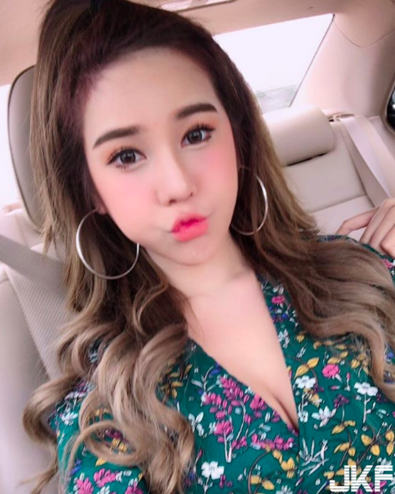 超誘惑！「火辣美乳正妹」性感自拍好迷人！氣質滿滿的「甜美外型」太犯規啦&#8230;