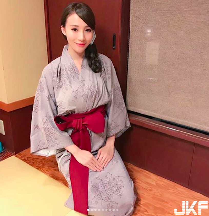 正妹比基尼美乳辣暈了！「傲人胸型」深溝好兇猛！
