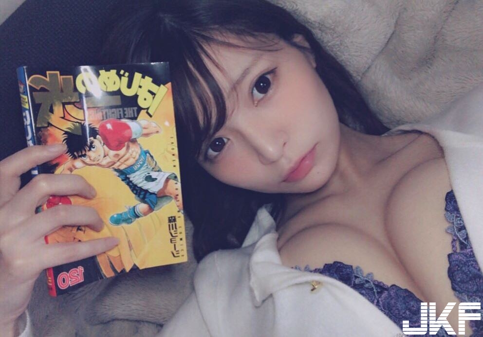 清新顏值外加「神級美乳」！超越完美的胸型、夢寐以求的份量，最火辣的福利都在這！