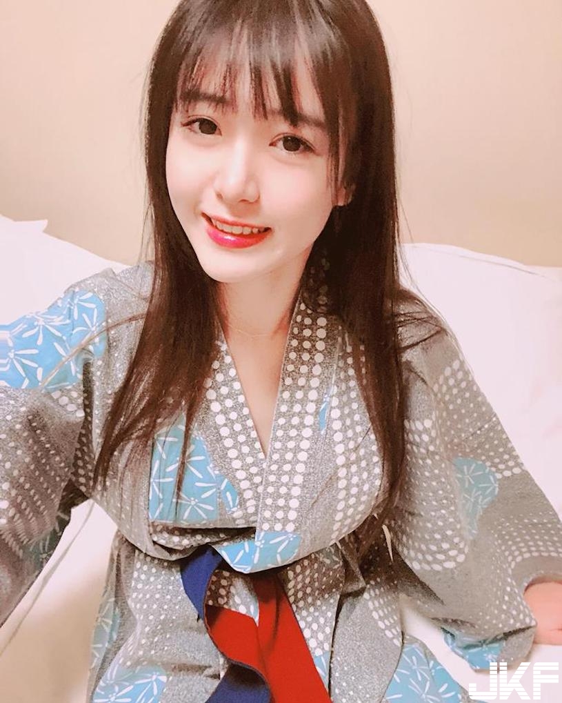 台藝大正妹「比基尼曲線好驚人」！超挺的胸型讓人看暈啊！