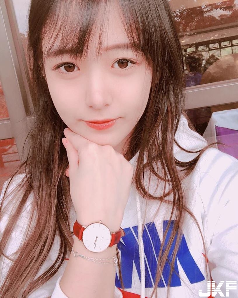 台藝大正妹「比基尼曲線好驚人」！超挺的胸型讓人看暈啊！