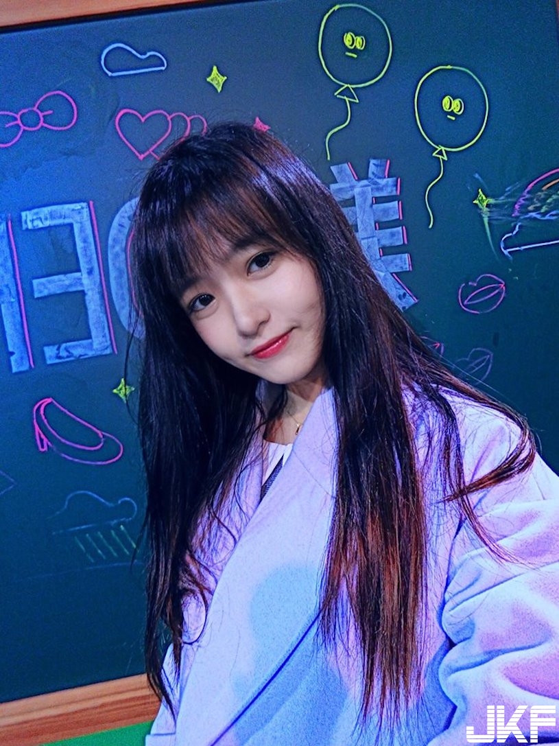 台藝大正妹「比基尼曲線好驚人」！超挺的胸型讓人看暈啊！