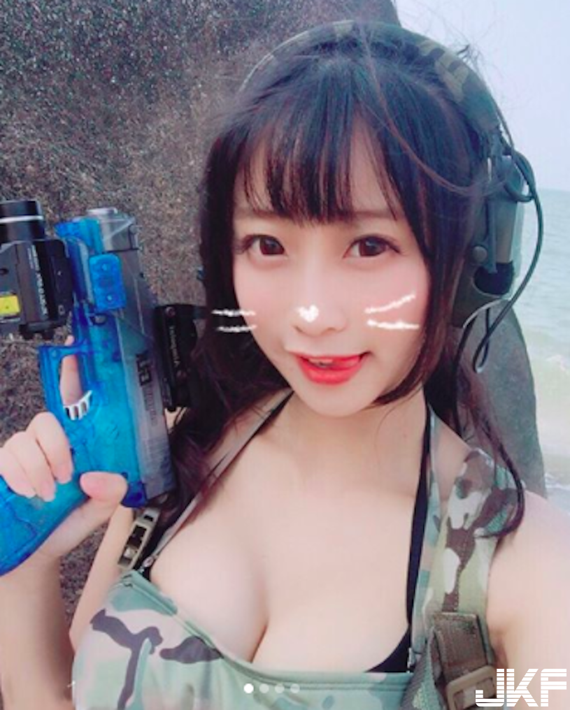 正夯！「超萌武裝娘」大人氣，「爆乳玩生存遊戲」看美少女賣腹肌什麼的實在太讚啦！