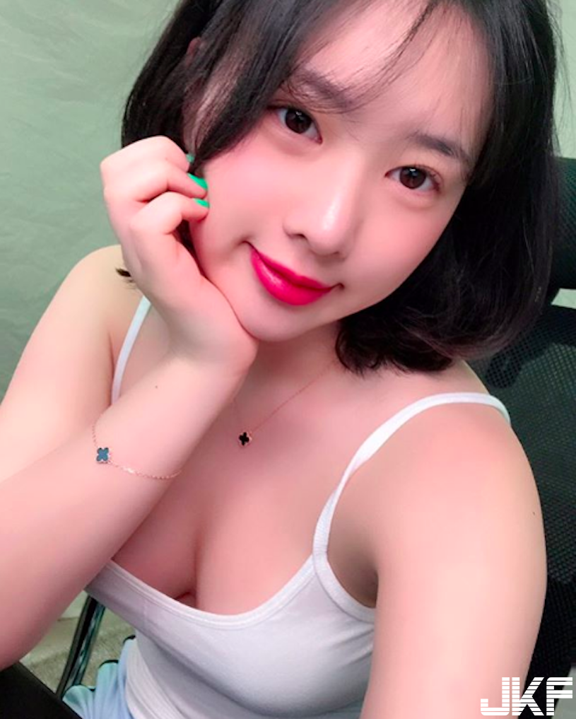 超棒！南韓「白嫩火辣正妹」飽滿身材藏不了！誘惑的「甜美外型」氣質滿分啊&#8230;