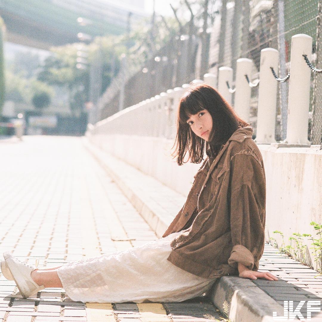 仙氣逼人！「空靈正妹」也能甜美可愛，激正顏值讓網友心跳加速！