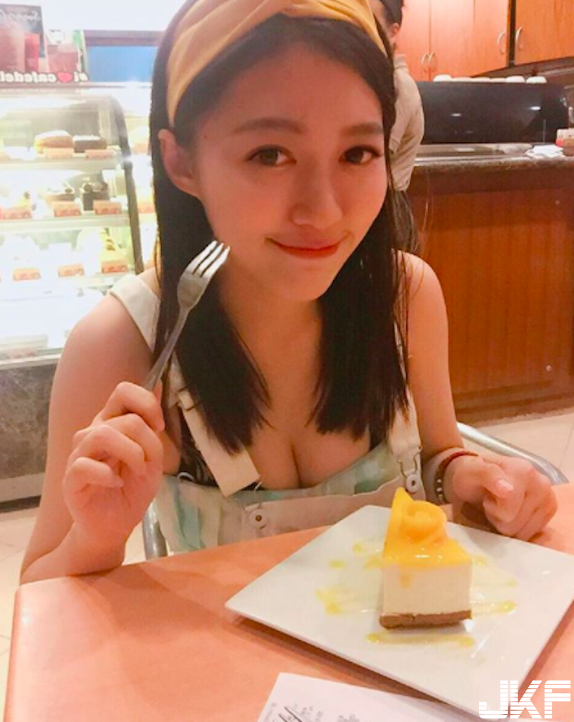 早餐愛配大冰奶！「大奶早餐妹」長輩直接端上桌，看她吃東西肚子都餓了！