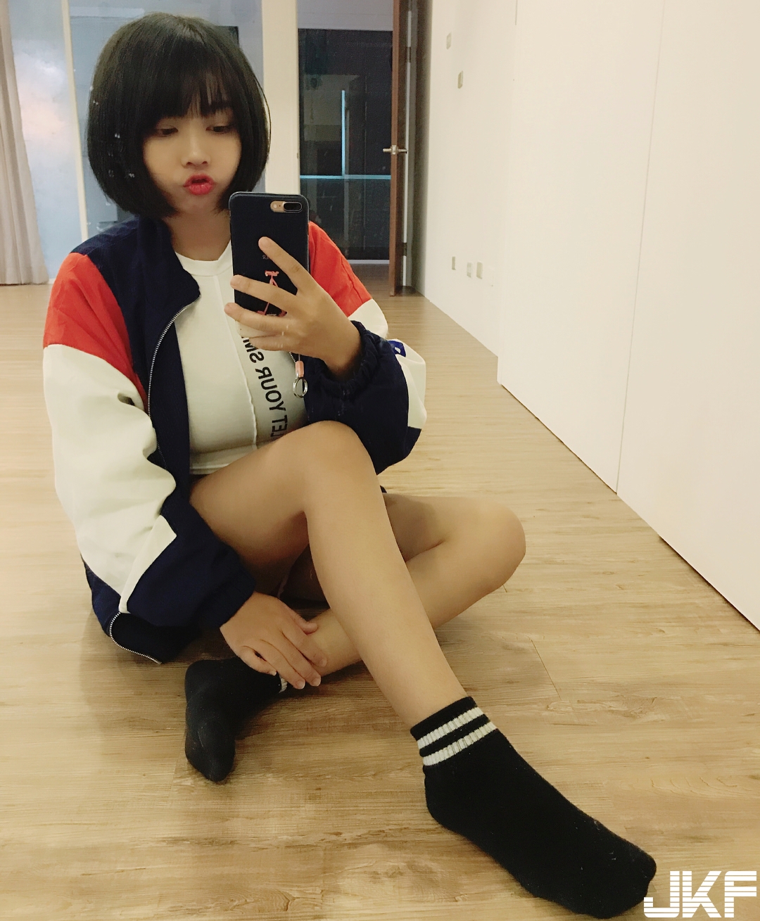 豪乳妹 麥珮誼 衣服直接爆肉 阿斯! - 素人正妹 -
