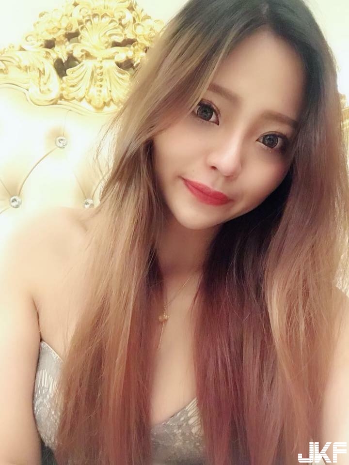 【女郎招待所】台灣第一狂人「羽沫」直接胸貼上陣直播！雪白大Ｅ奶鏡頭前晃好晃滿！ &#8230;