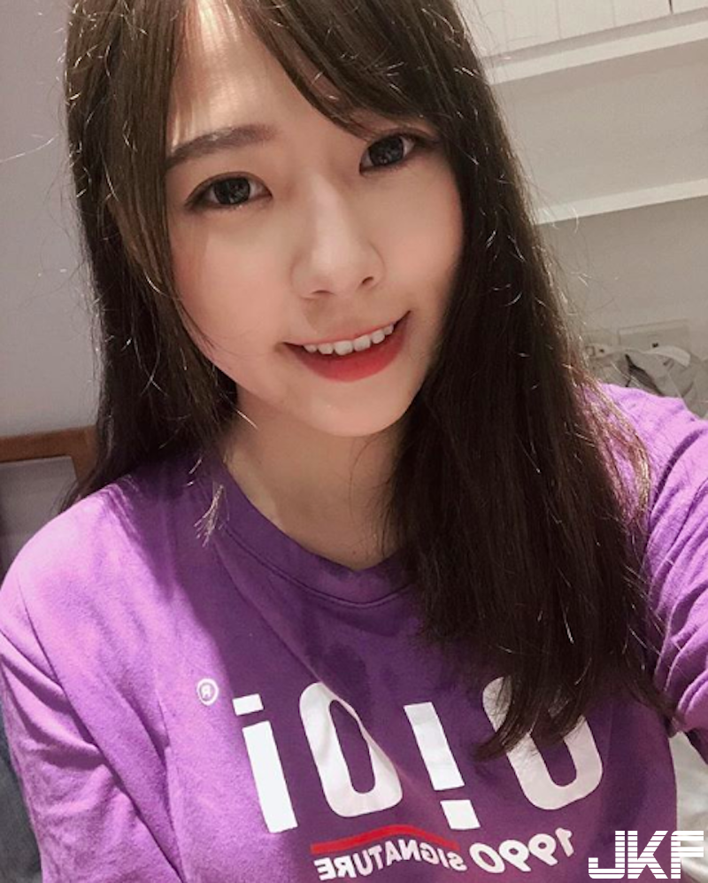 超甜美19歲「新晉小護士」出沒！隱藏在制服下的「白皙美乳」太兇！網：想當病患