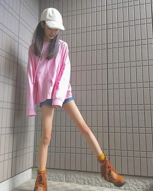 身高174cm小學生！激萌櫻花妹「長腿吸睛」&#8230;網友超想犯罪