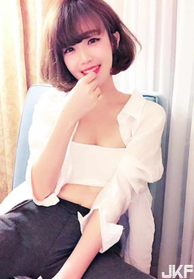 求認識！「隱乳長榮空姐」制服下藏兇器，「白白嫩嫩」比基尼有點太厲害！