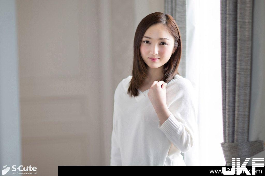 如此小秘書，誰能不動心 - 貼圖 - 性感激情 -