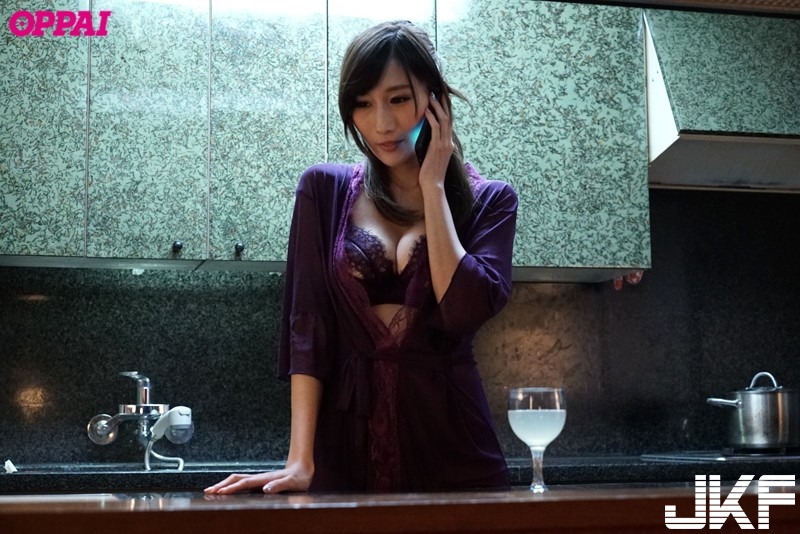 Jcup高級情趣內衣販售員的誘惑推銷術 JULIA - 貼圖 - 性感激情 -