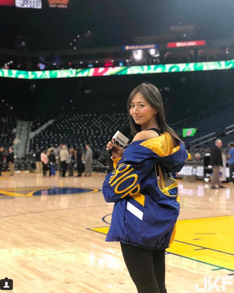 美尻出沒！NBA採訪記者「Ｑ彈翹臀」太吸睛，「兇狠曲線」球迷都看暈了！
