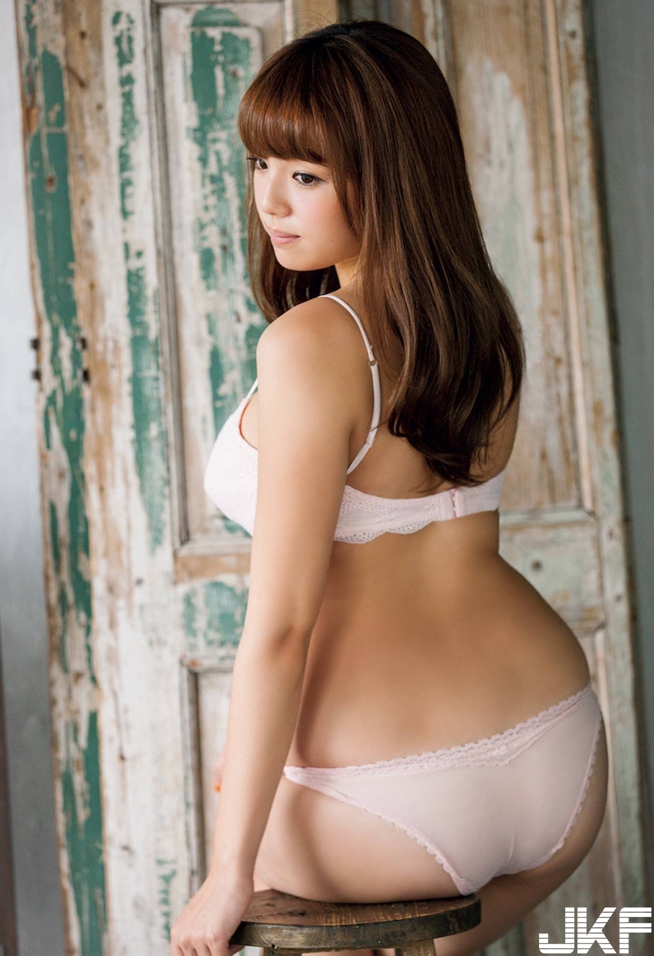 寫真界的最強「童顏巨乳」！極品「棉花糖女孩」挺火爆G奶上鏡！