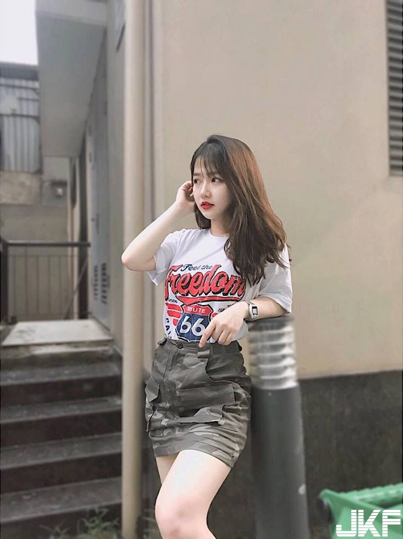 健身房遇到小隻馬正妹！「渾圓美乳」超養眼，想立刻表白了！