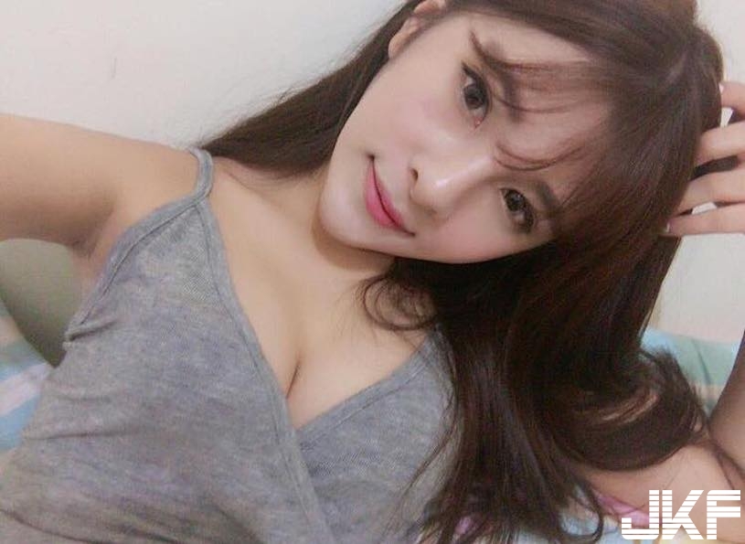 巨乳端上桌！正妹吃飯露出「驚人大長輩」，養眼福利客人都受不了&#8230;