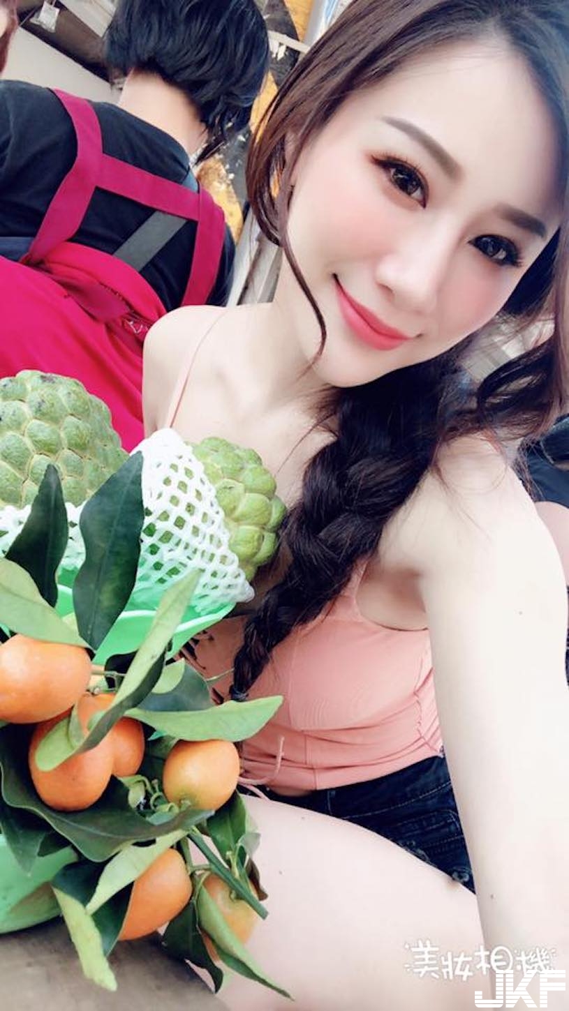 辣模雄偉南半球「滿到溢出」，爆乳挑逗粉絲：我只想壓你