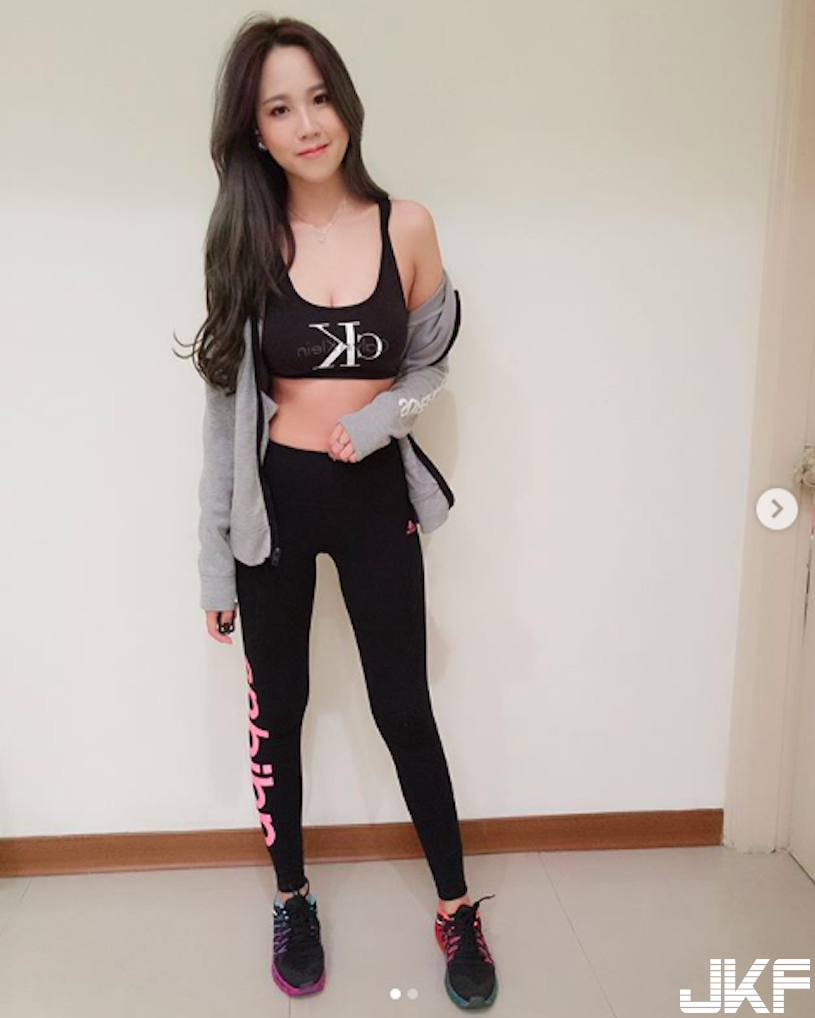 乳量太兇！國文老師「飽滿美乳」把人辣哭，網友想拜師深造中文了！