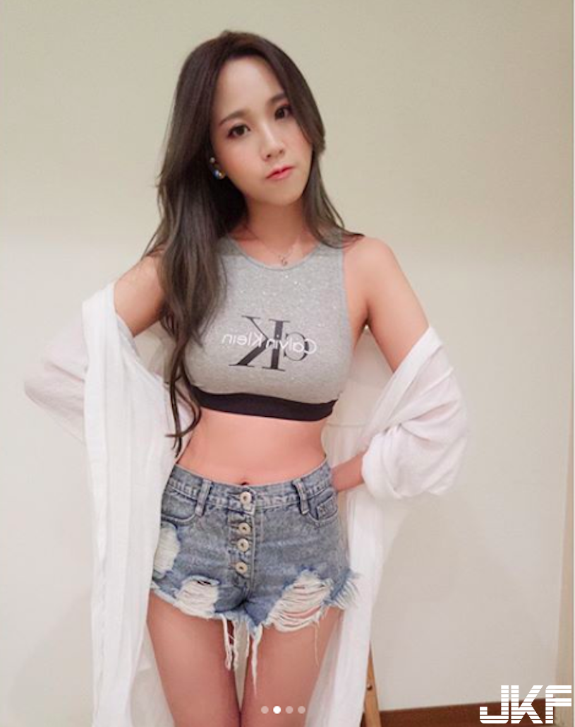 乳量太兇！國文老師「飽滿美乳」把人辣哭，網友想拜師深造中文了！