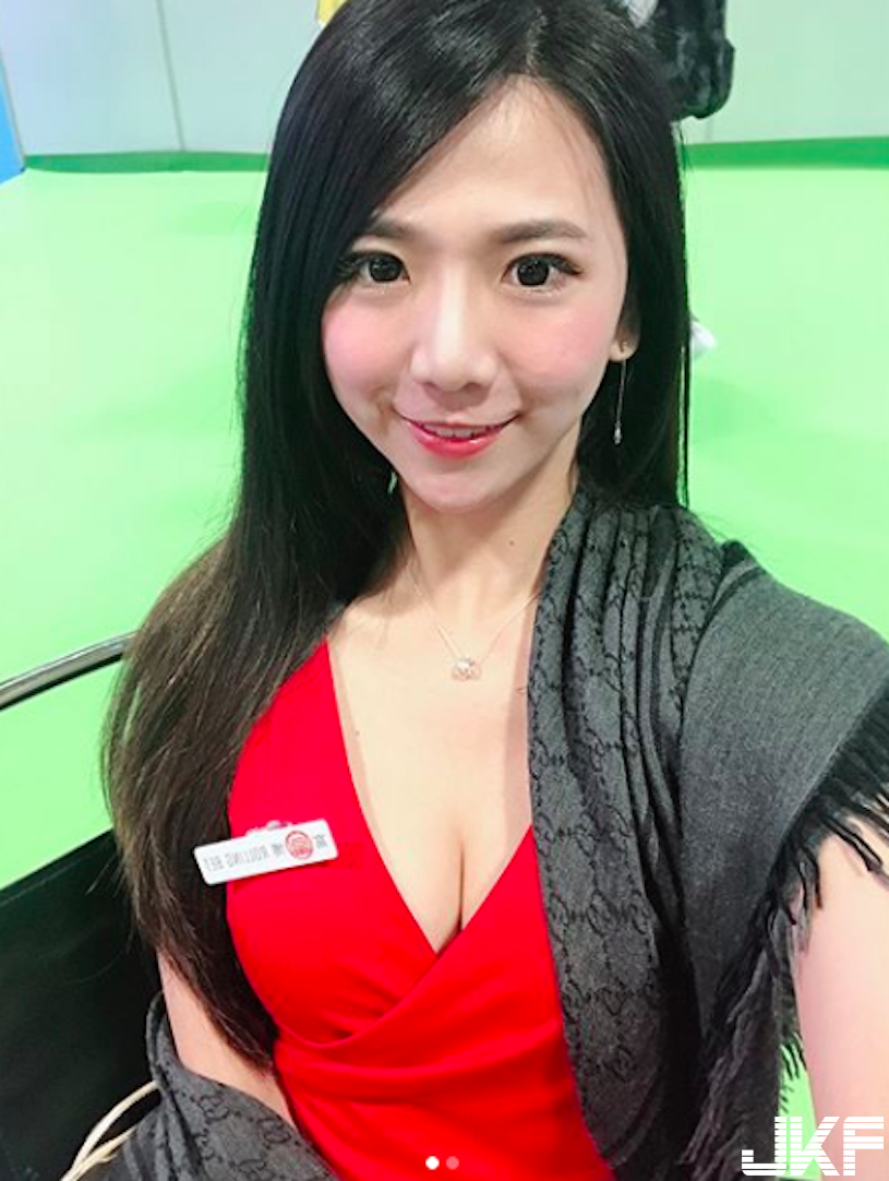 正妹SPA店按摩表情好銷魂！床上「雙乳開掛」，超有料身材一直倒出來！