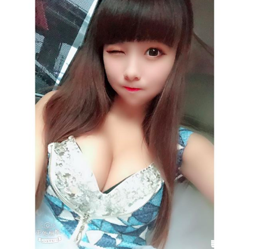 童顏巨乳才是王道！巨乳「20 歲嫩妹」工作接不完，不科學長輩溢出肩帶根本支撐不住！