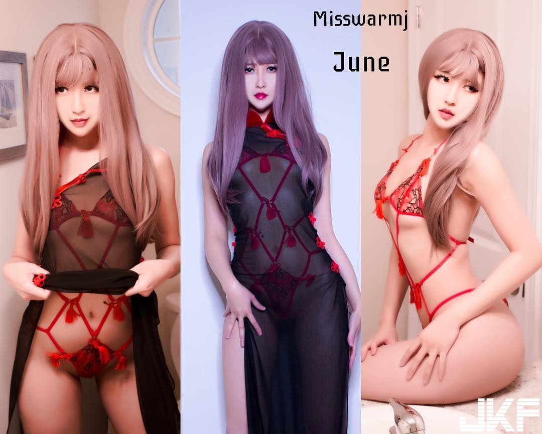 「大尺正妹Coser」盡拍一些壞壞照片！絕美翹臀「督」上鏡頭騷首弄姿！