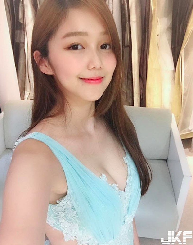 一言不合就爆乳！小清新「甜美IG正妹」換上比基尼不得了，反差萌讓男粉戀愛感激增！