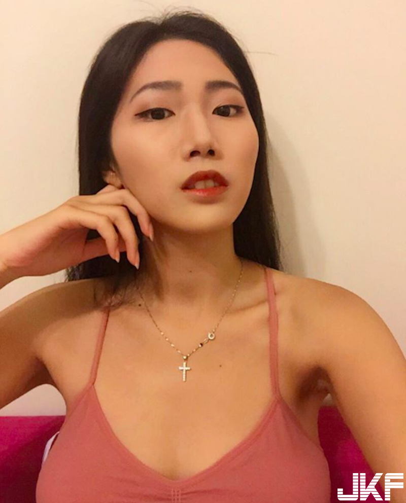 好多粉紅球球！「白嫩比基尼」下的健康小麥肌！台灣妹子 94 辣得你不要不要 der！