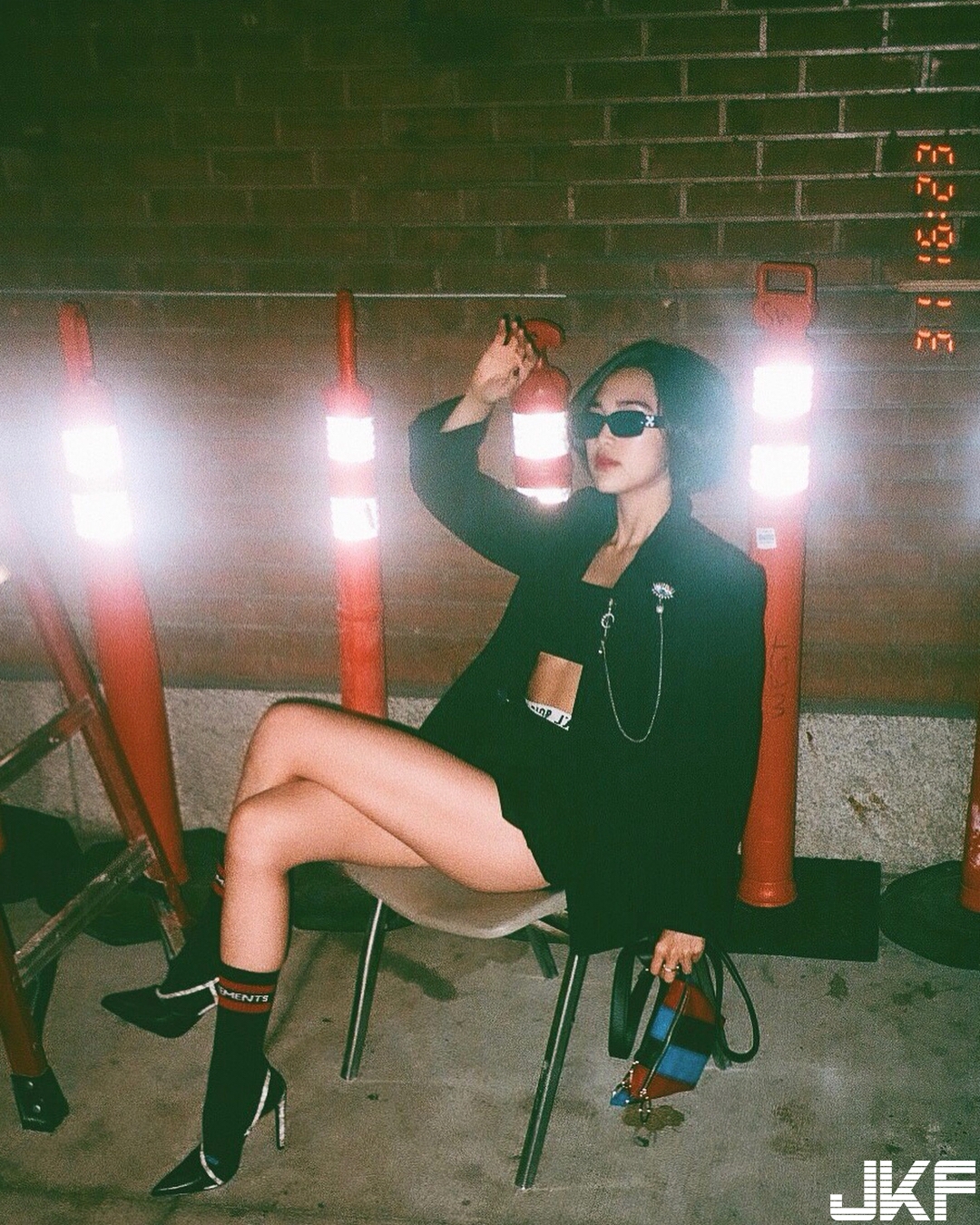 時尚界廣末涼子！俏麗「短髮正妹」緊緻身材與絕對自信，時尚的性感態度！