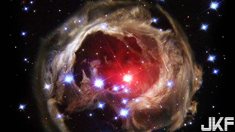 V838 Monocerotis 麒麟座 V838（攝於2004年）