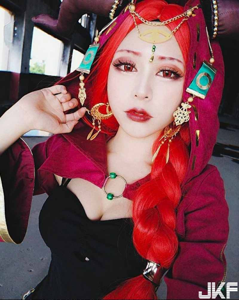 台灣 cosplayer 好精緻！海邊秀出「美乳翹臀」，極品身材真的太狂！