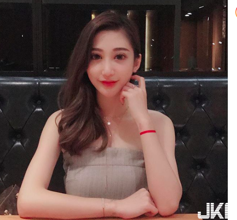 IG長腿網拍老闆娘！渾圓大眼電力滿滿「穿低胸裝太辣了」