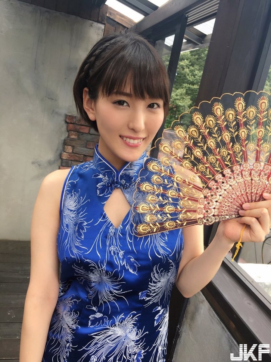 天然G奶寫真女星「朝比奈祐未」最色氣的身體，滿滿美尻後入視角滿足你深層的慾望