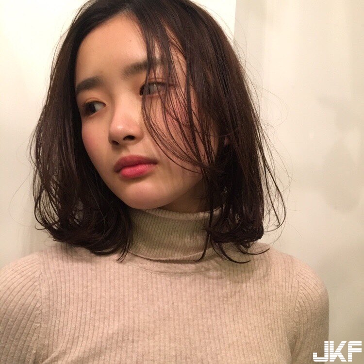 大奶版「石原聰美＋劉亦菲」集合體　這18歲妹子未來肯定暴&#8230;前提是沒長壞啦