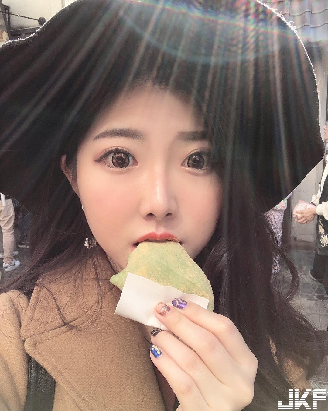 軟萌可以拯救世界！活潑可愛的「甜美女孩」舒舒回眸一笑就能驅散心裡的烏雲