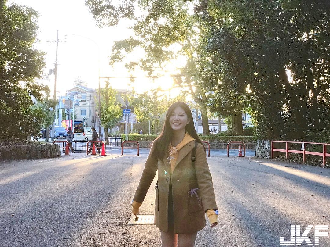 軟萌可以拯救世界！活潑可愛的「甜美女孩」舒舒回眸一笑就能驅散心裡的烏雲