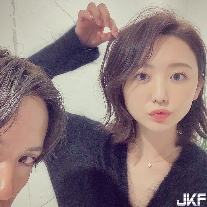 擁有童顏的萌力鄰家妹「おのののか」，清純面孔下的魔鬼身材充斥滿滿的誘惑