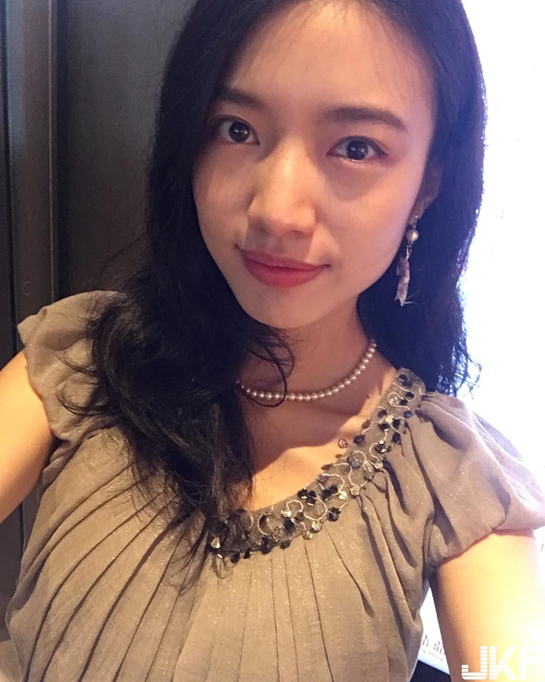 台大正妹實習醫生 若玄 Hsuan Wu 根本隱乳系畢業... - 素人正妹 -