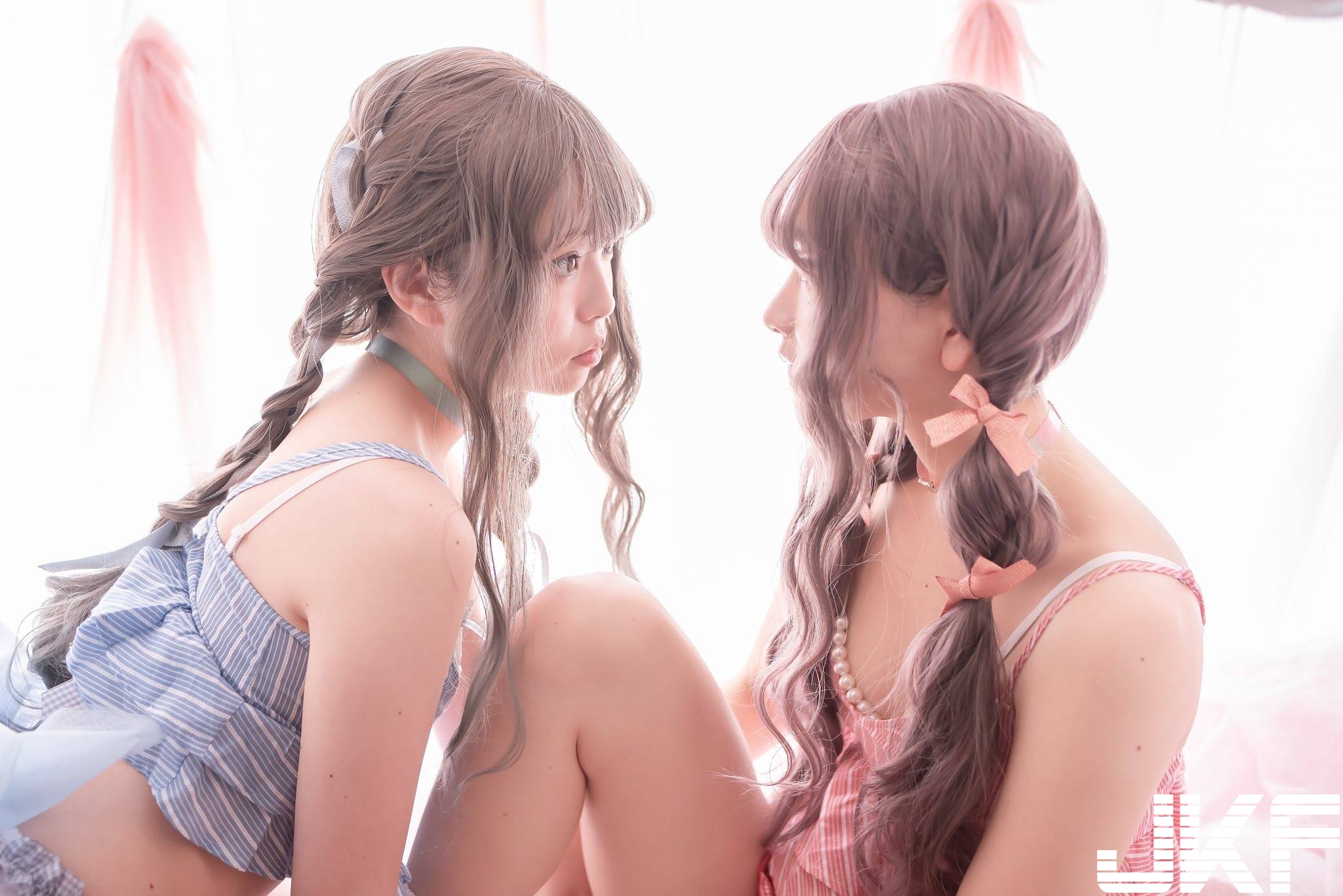 百合無限好！兩個「日系萌妹」情慾爆發的互相纏綿，小清新也能色氣滿滿