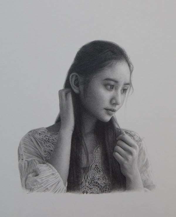比照片還寫實！日本藝術家「岡靖知」把妹子畫成充滿魅力的仙女！