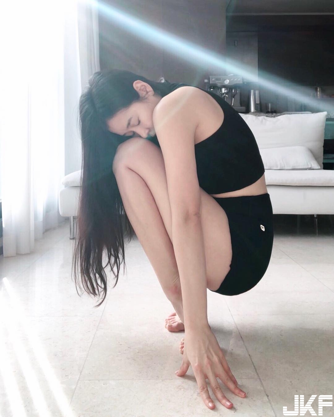 韓國性感瑜珈妹子「 Sang-A」蜜大腿太性感　一字馬也難不倒！