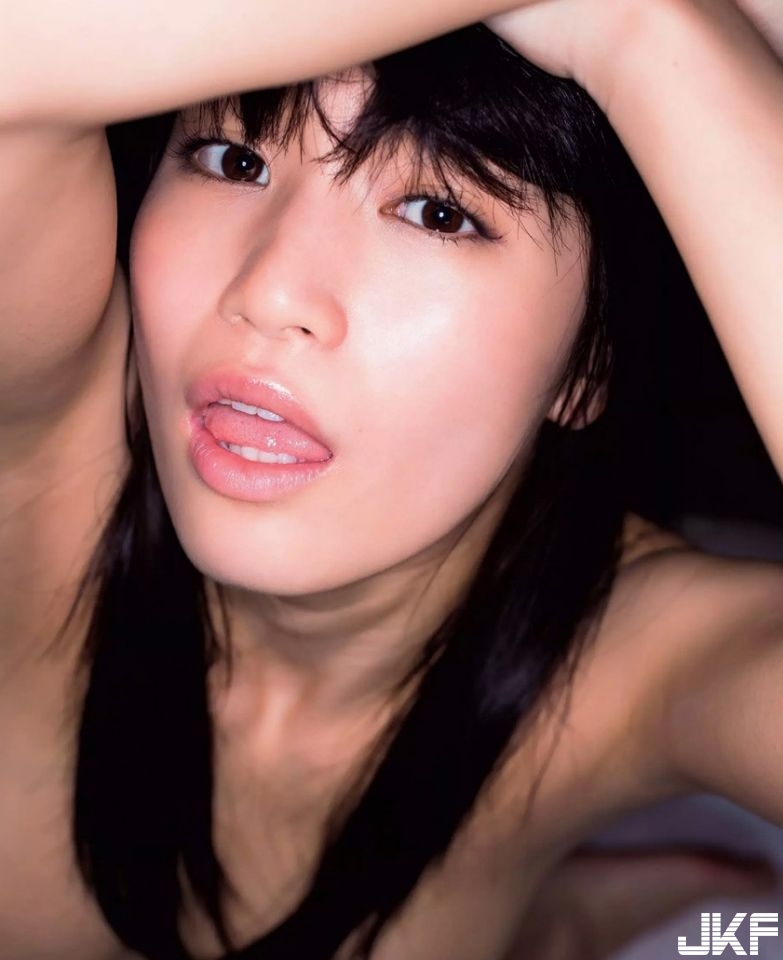 七連霸ＡＶ女帝「高橋聖子」沒戀愛運，只好出更多作品滿足老司機！
