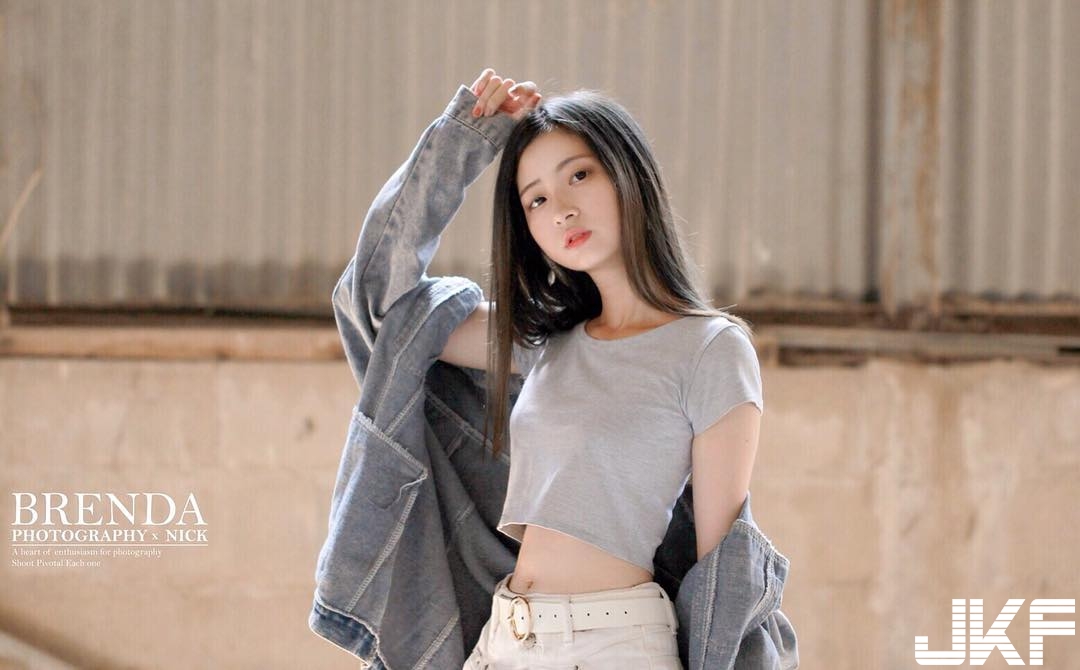 有朝陽就是正！「正妹親善大使」呂亭儀超氣質美妍搭配甜甜笑容，萌殺所有男大生