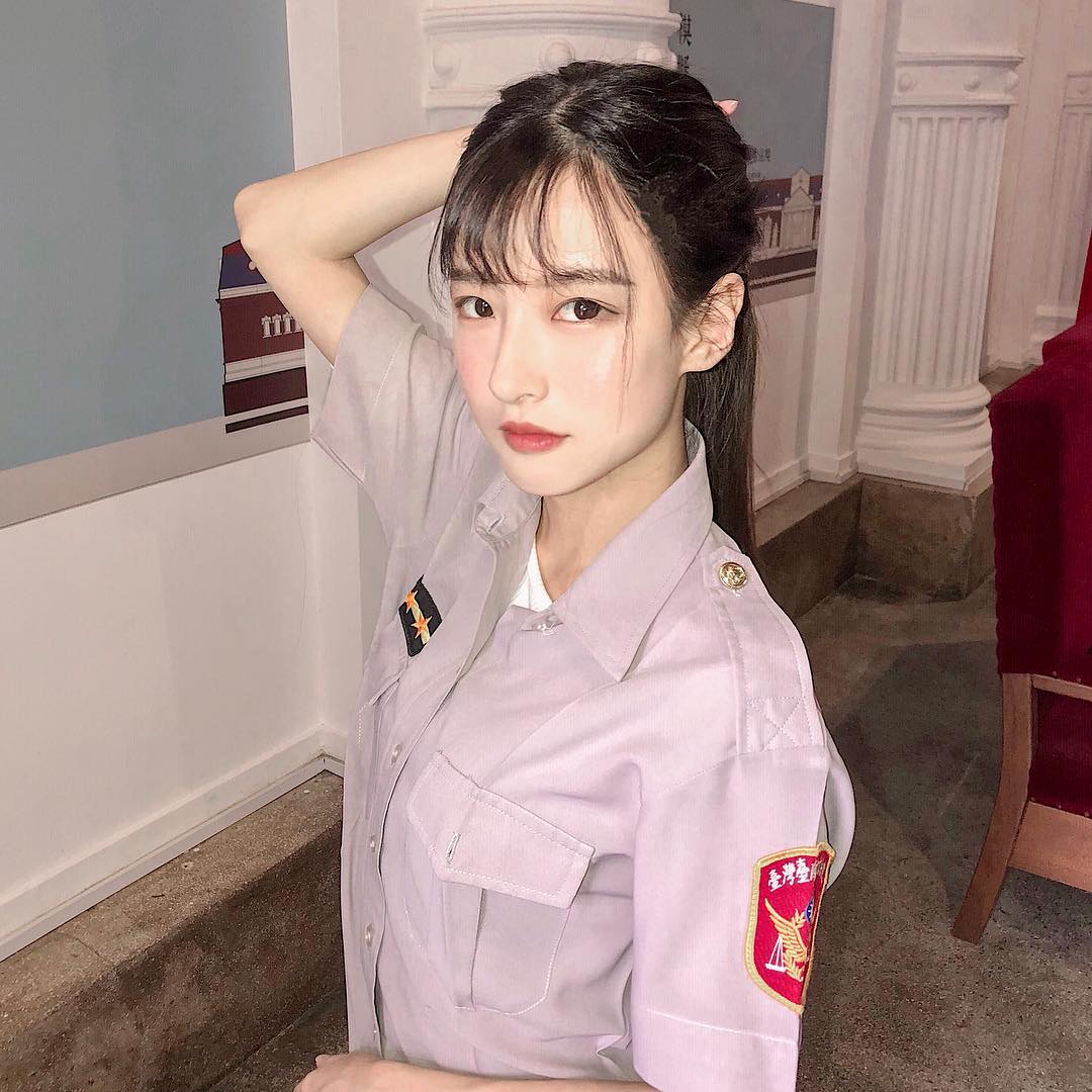 好兇！正妹警察Yuki氣質甜美　制服底下隱藏火辣曲線！